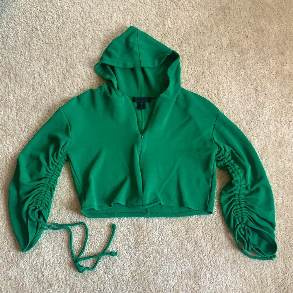 Green cropped hoodie. Size small.